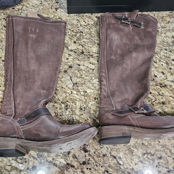 Freebird by Steven Distressed Brown Moto Boots Contra - Picture 3 of 6